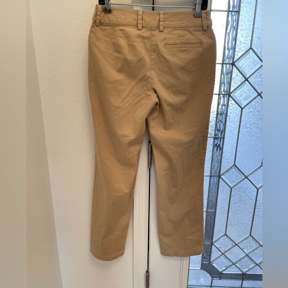 Greg Norman Women’s Golf Pants Tan size 6 cotton and spandex - Picture 4 of 5